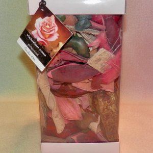 CANDLE LITE VICTORIAN ROSE * AROMATIC ACCENTS * VICTORIAN ROSE POTPOURRI * NEW *
